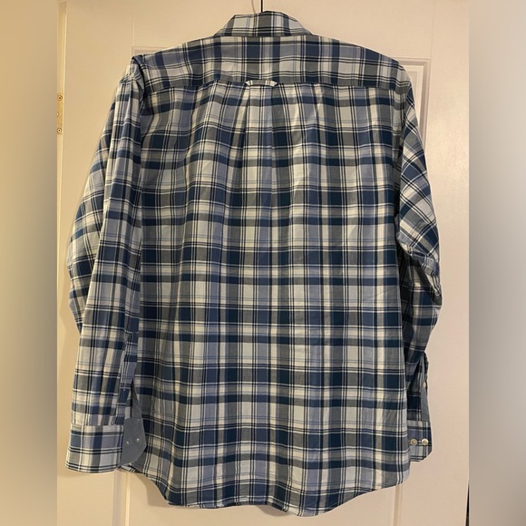 IZod large luxury button up shirt - Picture 2 of 7